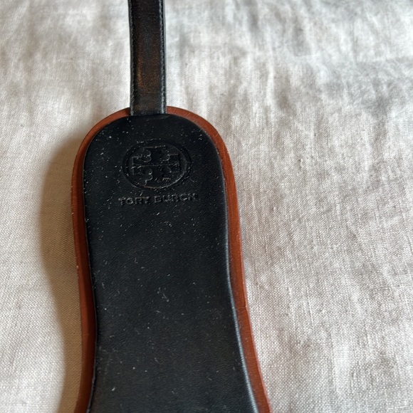 Tory Burch Black sandal with brown sole and trim - Picture 3 of 5